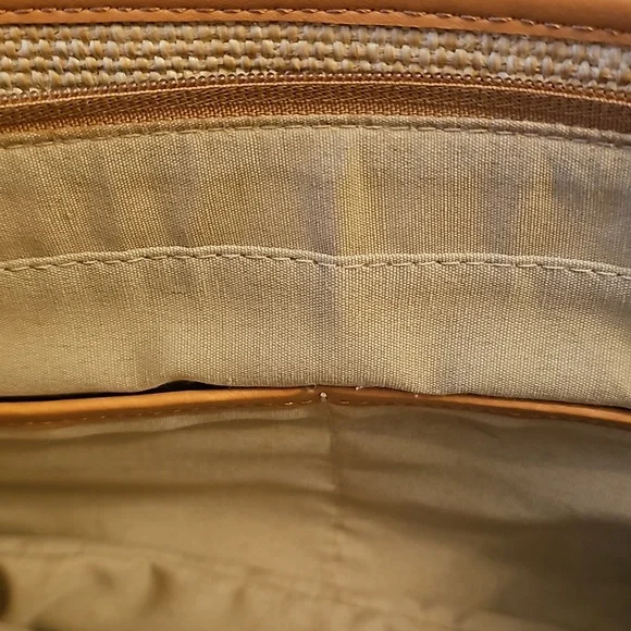 Etienne Aigner woven purse - Picture 9 of 10